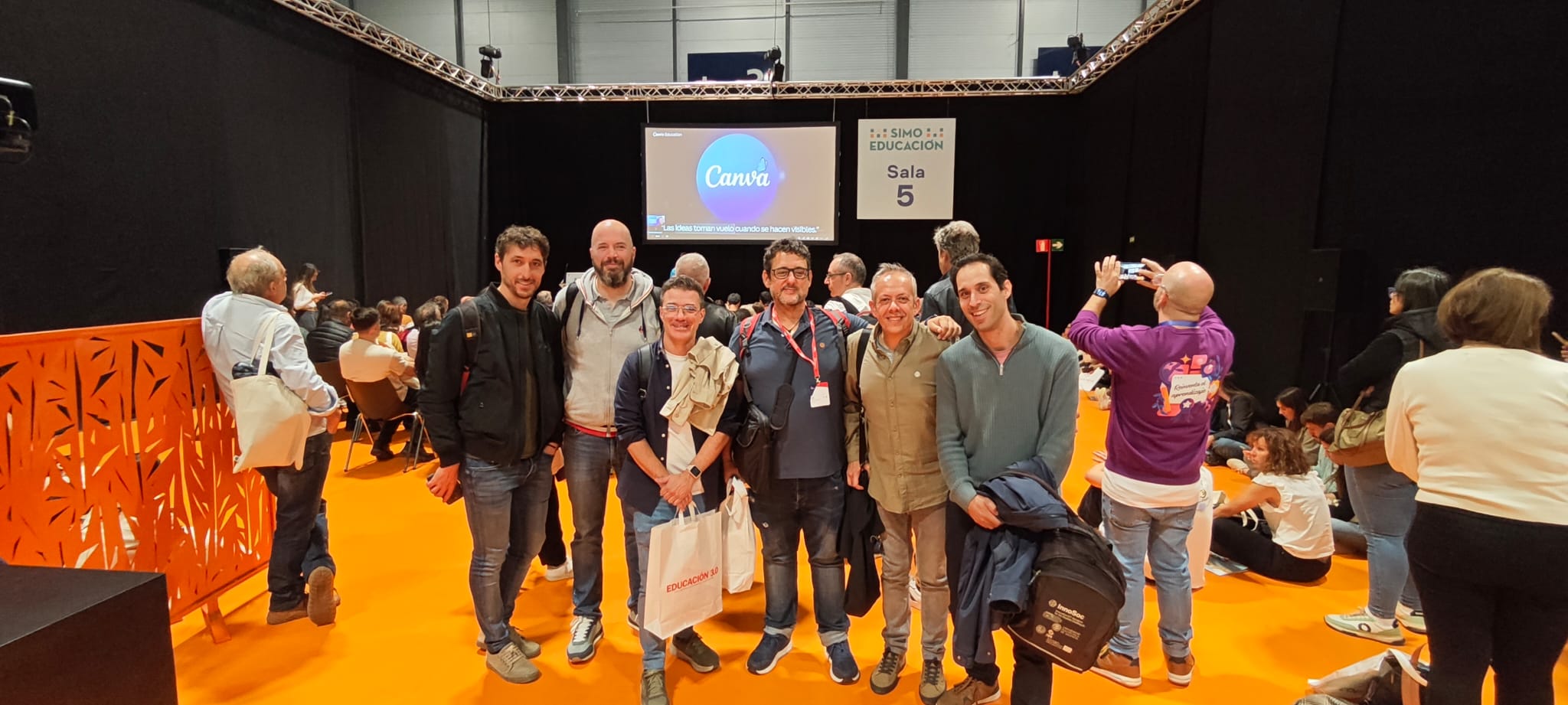 Visita de Proyecto GamiFP a SIMO EDUCACIÓN 2025 (Madrid)